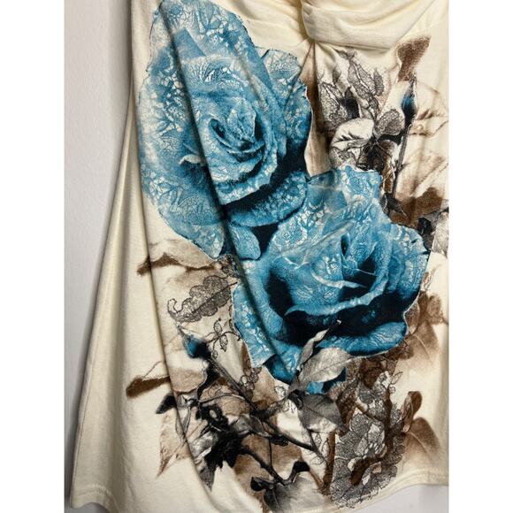 Womens Ivory Cap Sleeve Blue Rose Floral Graphic Top Small - Picture 2 of 6